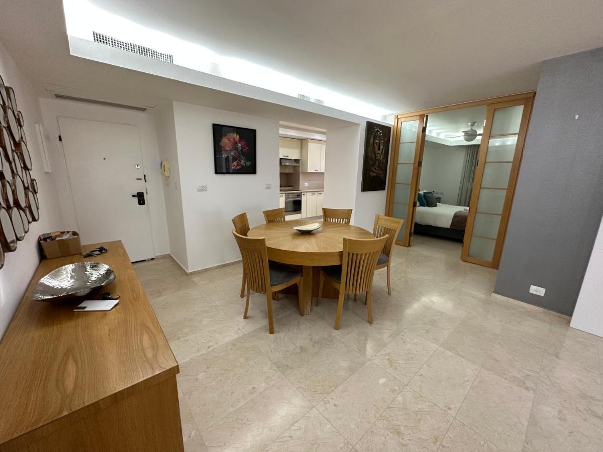 דירה Yalarent Amdar Lux